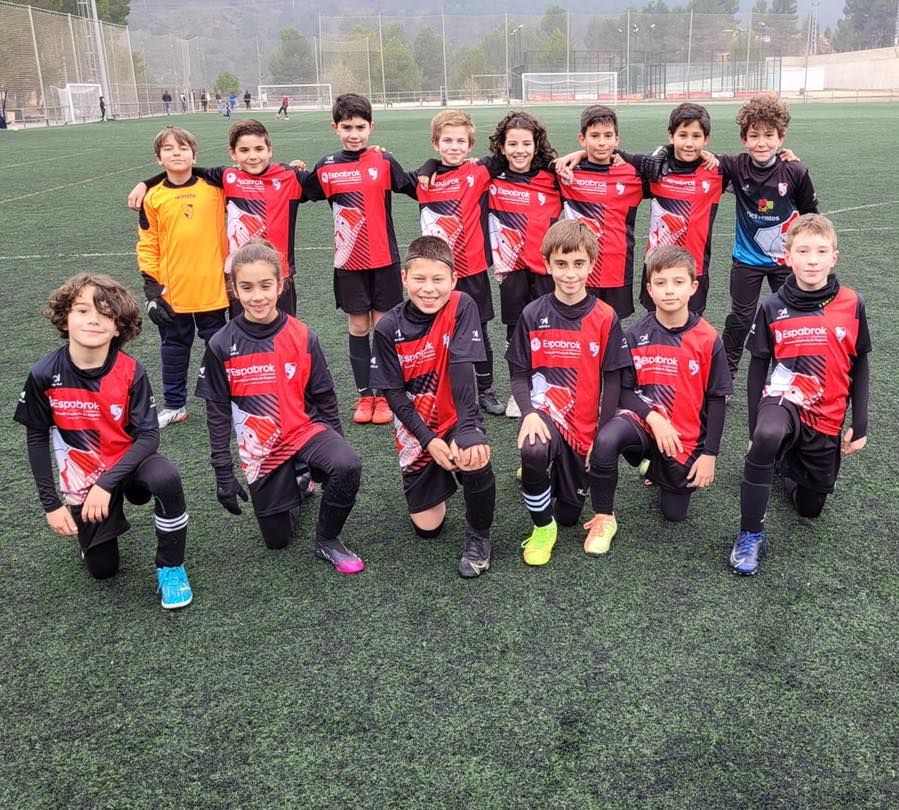 C.F. Ciudad Alcoy  3 – 0  C.F. Atletic Muro