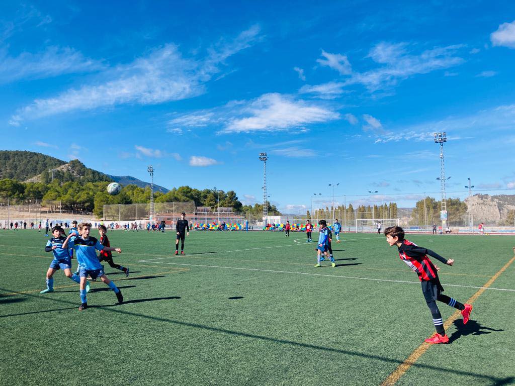 C.F Ciudad Alcoy 4 – 2 C.E. Sant Roc “B”